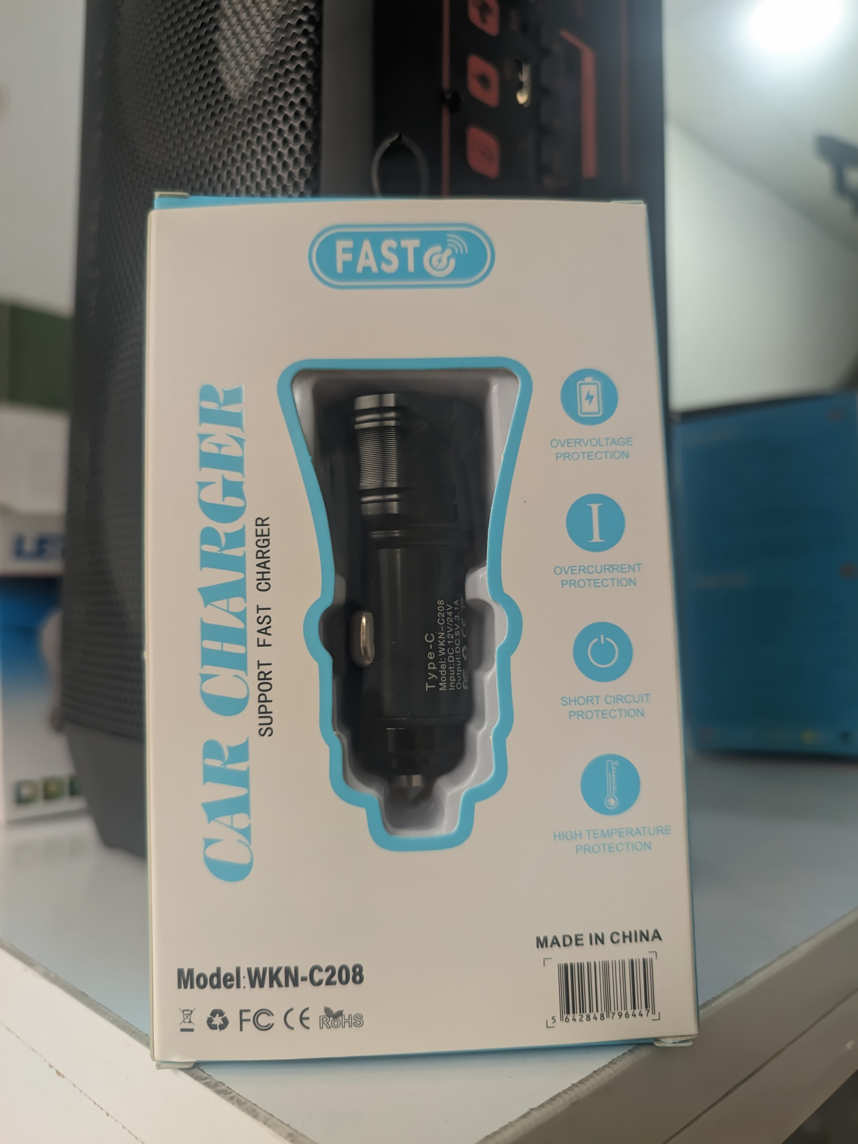 شارژر فندکی فست شارژ مدل WKN-C208 توان ۴۸ وات - تصویر 2